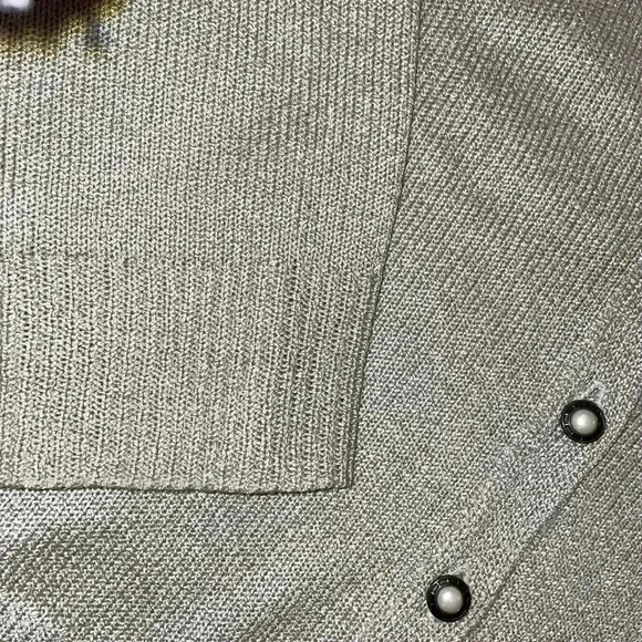 🔥6/$20  or 10/$40. Future Lady sweater - Picture 3 of 10